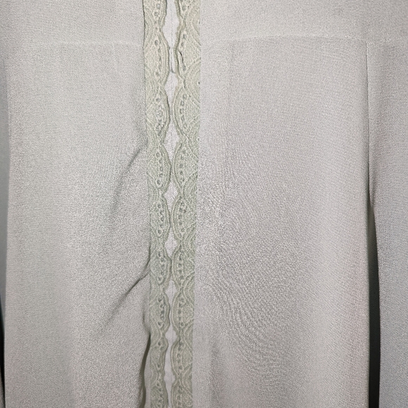 Lulu's Dress - Picture 5 of 10